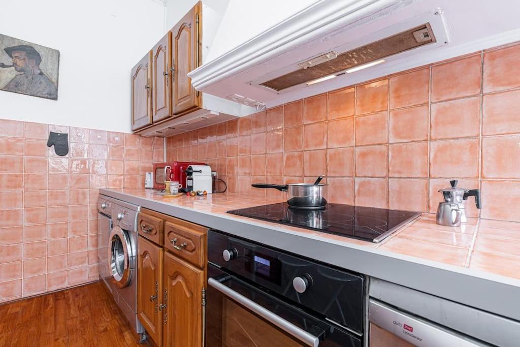 Risso - Comfortable 3 Bedrooms With Balcony Nisa Exterior foto
