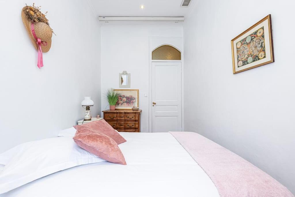 Risso - Comfortable 3 Bedrooms With Balcony Nisa Exterior foto